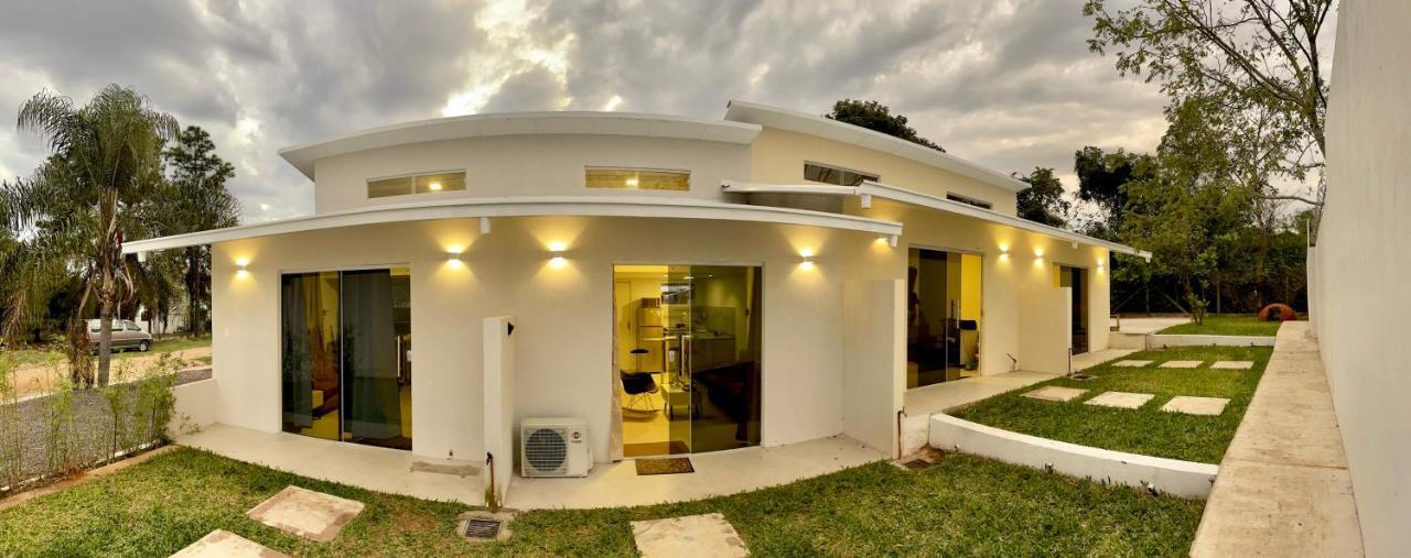 Tiny Houses En Asuncion. Zona Aeropuerto-Rakiura Luque Ngoại thất bức ảnh